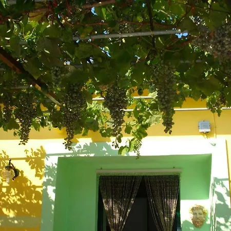 بيت للعطل Stefania Houses سيفوتا
