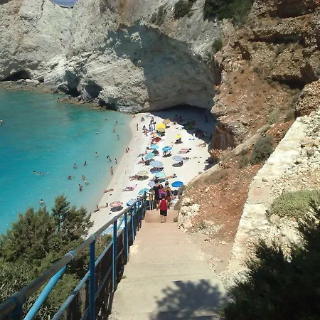 Stefania Houses Sivota