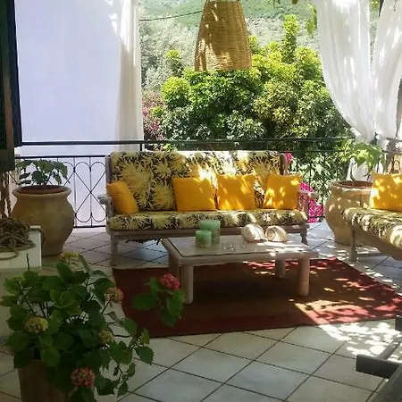 Stefania Houses * Sivota (Lefkada)