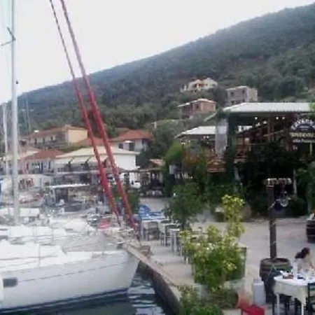 Stefania Houses Holiday home