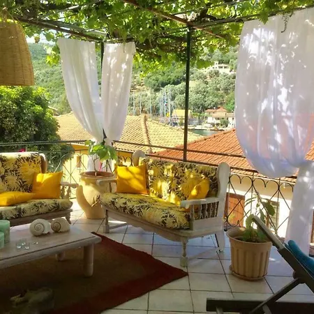 Stefania Houses سيفوتا