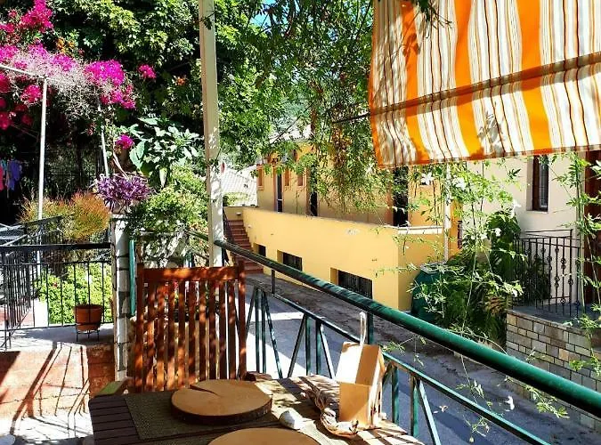 Stefania Houses Sivota